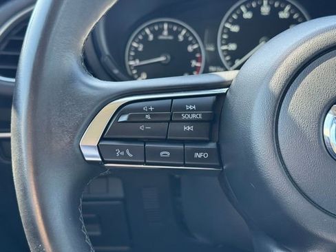 Used 2025 MAZDA MAZDA3 s FWD image 10