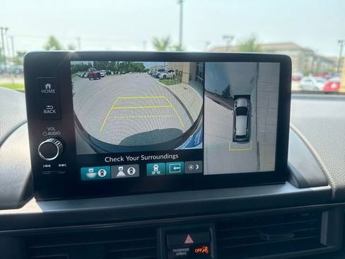 Certified 2025 Honda Pilot TrailSport image 16