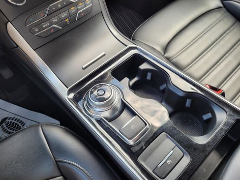 Certified 2020 Ford Edge SEL w/ Convenience Package FWD image 24
