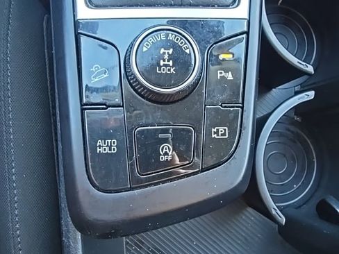 Used 2024 Kia Sportage LX image 15