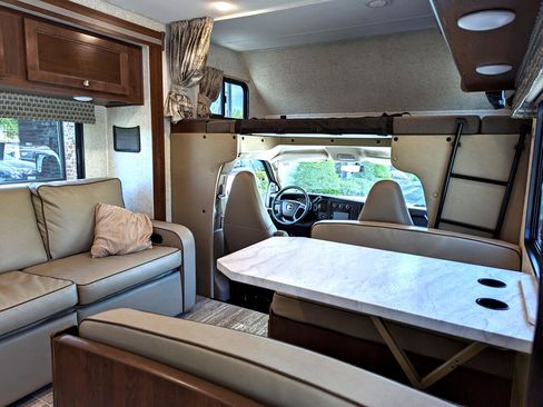 Used 2019 Chevrolet Express 4500 w/ RV Package image 20