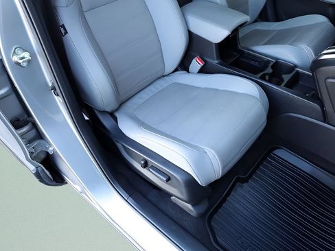 Used 2019 Honda CR-V EX-L image 24