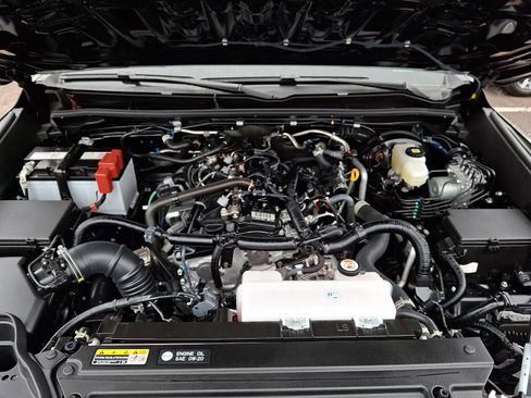 Certified 2025 Toyota 4Runner TRD Sport image 29