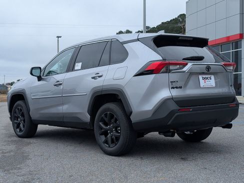 New 2025 Toyota RAV4 LE image 3