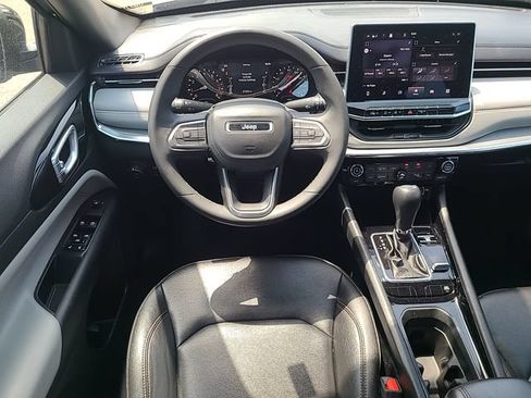 Used 2024 Jeep Compass Limited AWD/4WD image 25