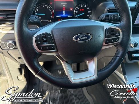 Used 2022 Ford Explorer XLT w/ Equipment Group 202A AWD/4WD image 11