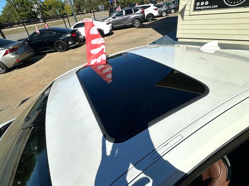 Used 2014 BMW 228i Coupe image 9