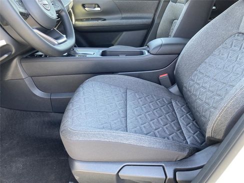 New 2026 Nissan Kicks SV w/ SV Premium Package FWD image 26