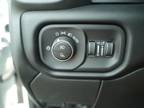 New 2026 RAM 2500 Laramie w/ Night Edition AWD/4WD image 34