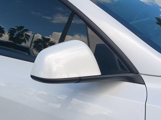 Used 2023 Tesla Model Y Performance AWD/4WD image 12