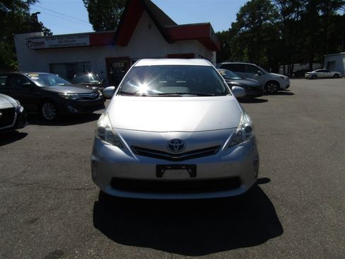 Used 2012 Toyota Prius V Two FWD image 2