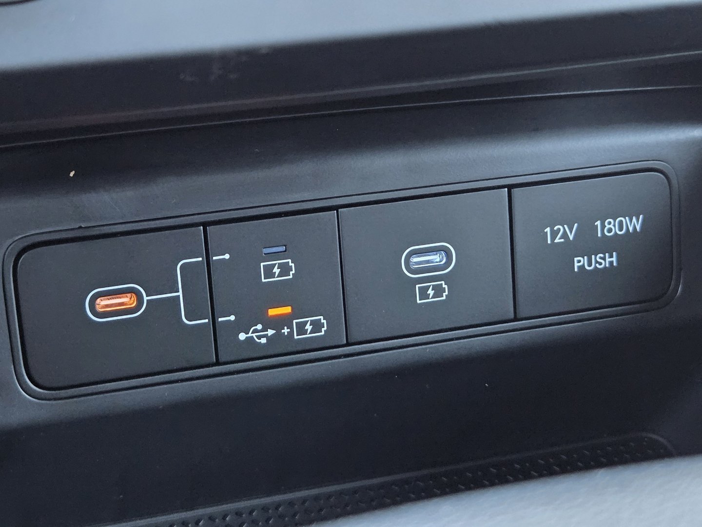 New 2026 Hyundai Tucson SE FWD image 33