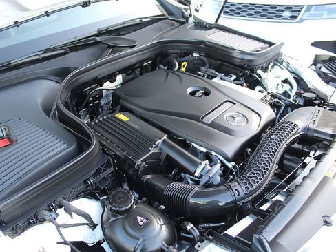 Used 2019 Mercedes-Benz GLC 300 4MATIC image 38