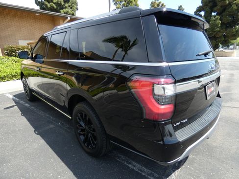 Used 2019 Ford Expedition Max Limited w/ Equipment Group 301A image 12