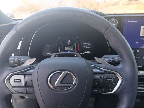 Used 2025 Lexus TX 350 350 Premium image 2