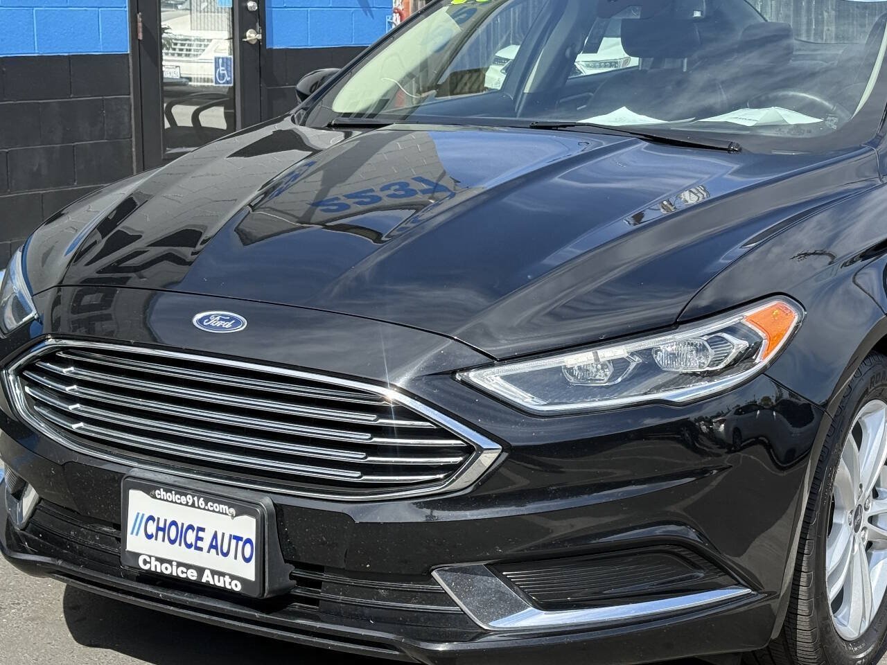 Used 2018 Ford Fusion SE w/ Equipment Group 602A FWD image 19