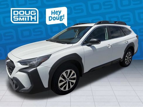 Used 2024 Subaru Outback Premium AWD/4WD image 1