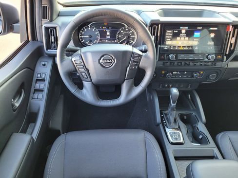 New 2026 Nissan Frontier SV w/ SV Convenience Package image 8
