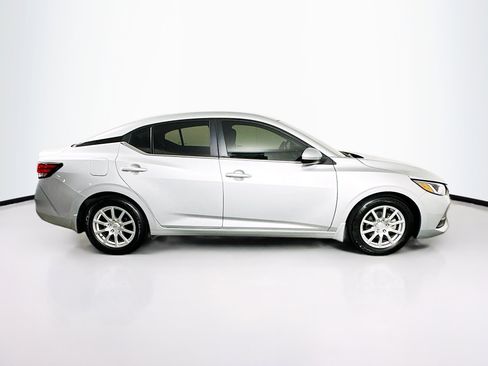Used 2023 Nissan Sentra S image 10