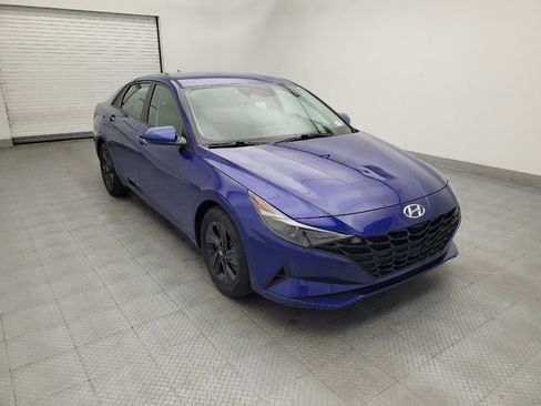 Used 2021 Hyundai Elantra SEL FWD image 13
