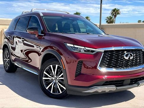 Used 2023 INFINITI QX60 Sensory w/ Cargo Package AWD/4WD image 2