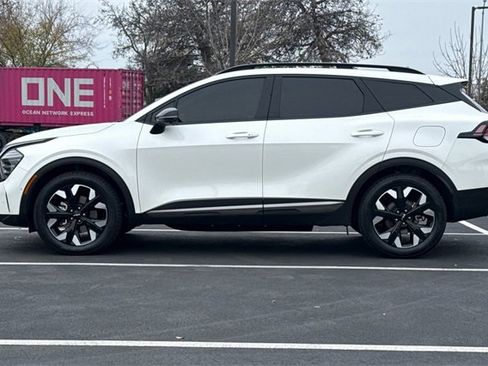 Certified 2023 Kia Sportage X-Line Prestige image 9