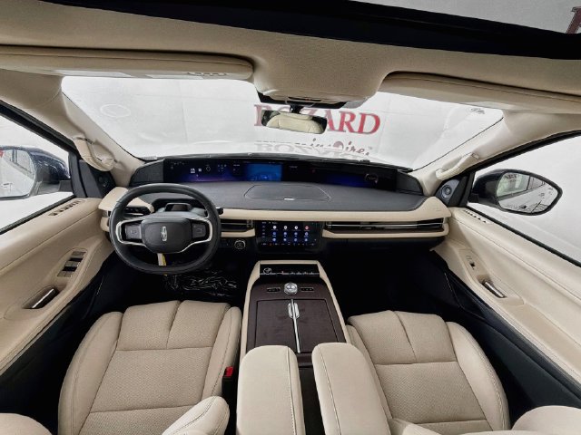 New 2027 Lincoln Navigator Reserve w/ Jet Appearance Package AWD/4WD image 27