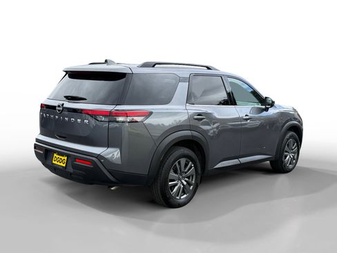 Used 2025 Nissan Pathfinder SV FWD image 5