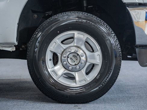 Used 2016 Ford F250 XLT w/ XLT Interior Package AWD/4WD image 19