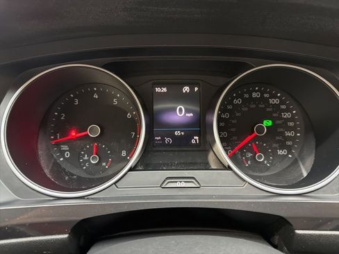 Used 2019 Volkswagen Tiguan SE FWD image 25