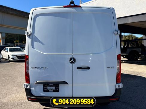 Used 2019 Mercedes-Benz Sprinter 1500 w/ Driver Convenience Package image 6