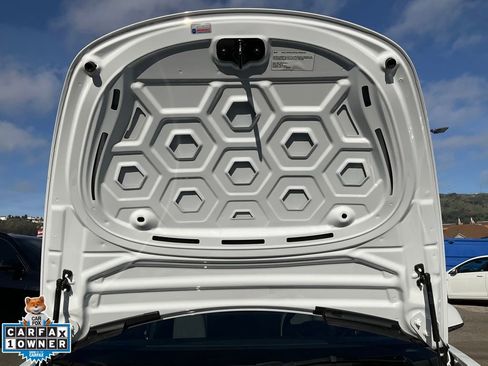 Used 2023 Tesla Model 3 Performance image 12