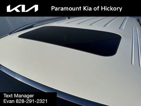 Used 2023 Nissan Armada SL image 39