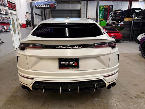 Used 2022 Lamborghini Urus image 7