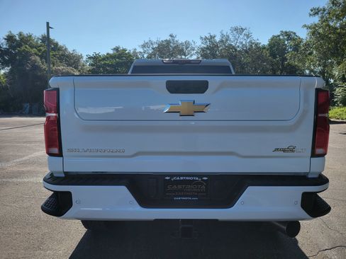 New 2026 Chevrolet Silverado 2500 LT w/ Z71 Chrome Sport Edition AWD/4WD image 6