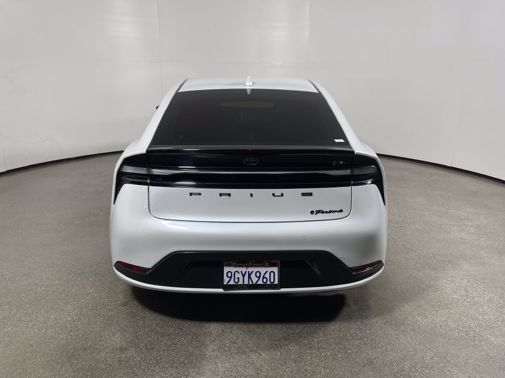 Certified 2023 Toyota Prius Prime FWD image 4