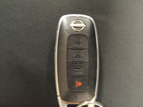 Used 2024 Nissan Sentra SV image 32