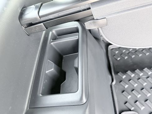 Used 2025 Lexus GX 550 image 17