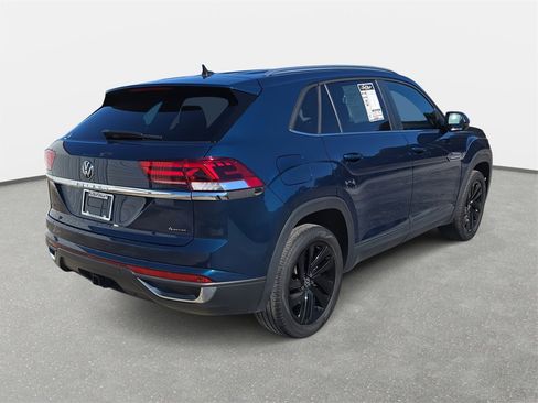 Used 2023 Volkswagen Atlas Cross Sport SE w/ Black Wheel Package image 5