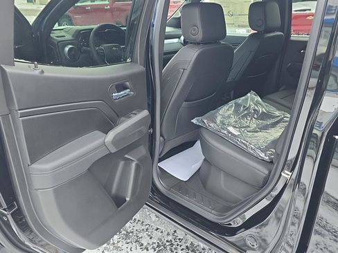 New 2025 Chevrolet Colorado LT w/ LT Convenience Package image 21