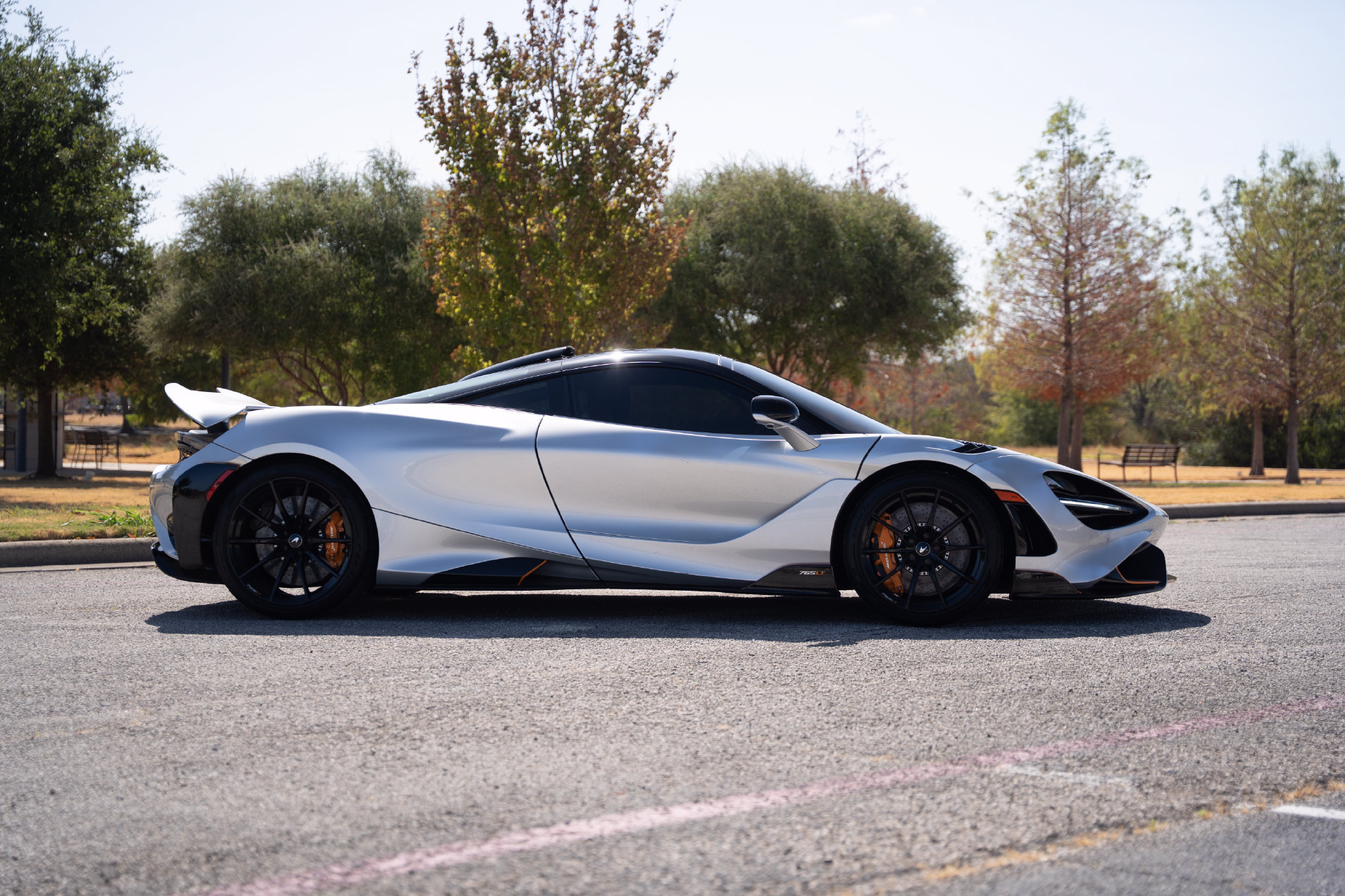 Used 2021 McLaren 765LT RWD image 27