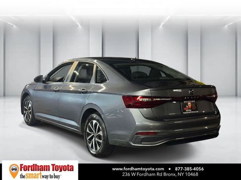 Used 2025 Volkswagen Jetta S FWD image 5