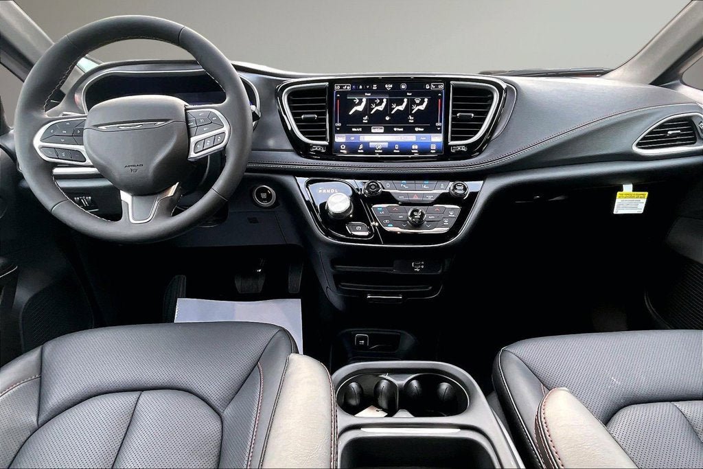 New 2027 Chrysler Pacifica Select FWD image 6
