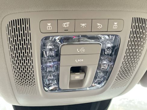 Certified 2025 Mercedes-Benz GLE 350 4MATIC image 36