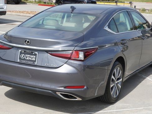 Used 2019 Lexus ES 350 w/ Premium Package image 5