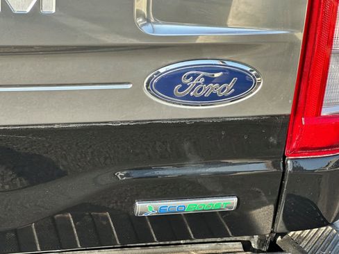 Used 2023 Ford F150 Platinum image 28