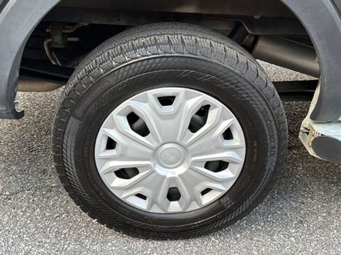 Certified 2025 Ford Transit 250 Low Roof w/ Exterior Upgrade Package RWD image 16