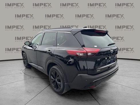 Used 2023 Nissan Rogue SV w/ SV Premium B Package AWD/4WD image 2