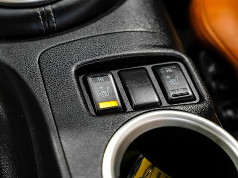 Used 2013 Nissan 370Z Touring image 26