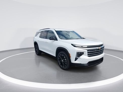 New 2026 Chevrolet Traverse LT w/ Enhanced Driving Package image 2